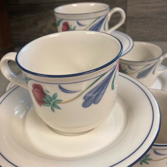 Lenox Chinaware cups, saucers, and utensil holders - Picture 6 of 8